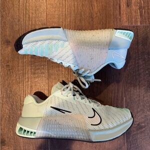Nike Women's Metcon 9 Training Shoes